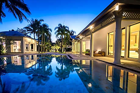 The Anda Mani Khaolak Beachfront Villas