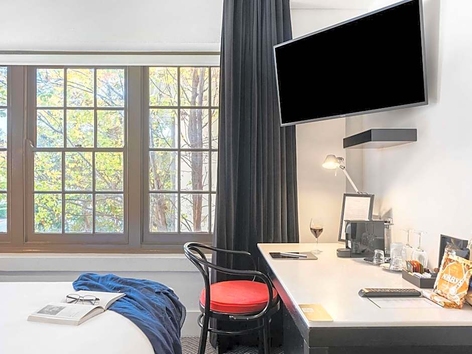 Peppers Gallery Hotel