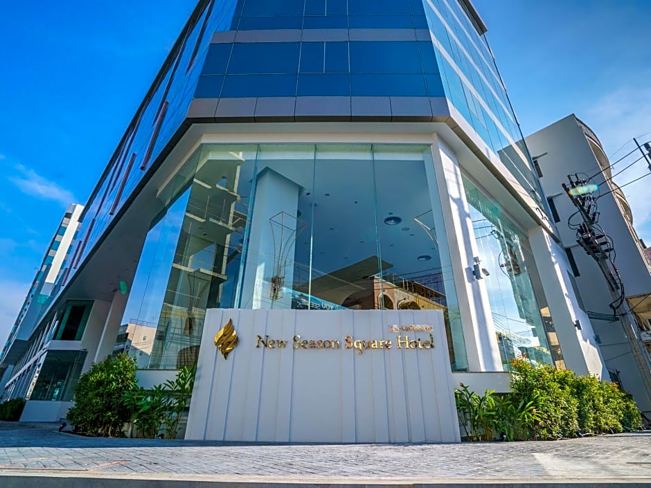 New Season Square Hotel