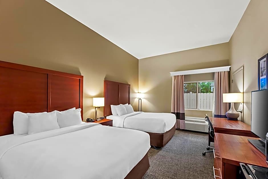 Comfort Inn & Suites Tuscumbia - Muscle Shoals