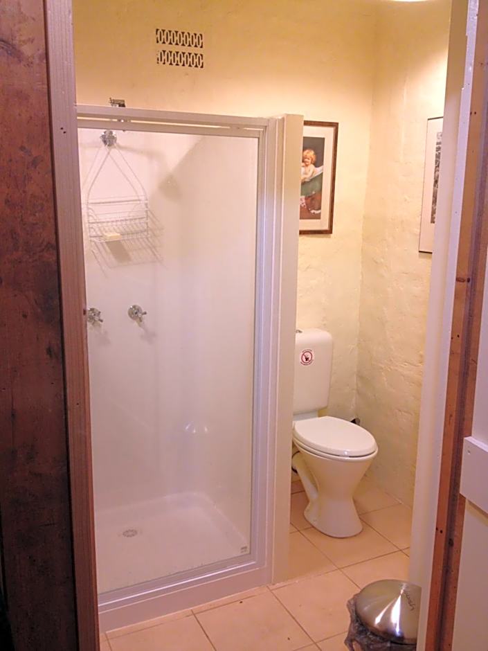 Pierrepoint Accommodation