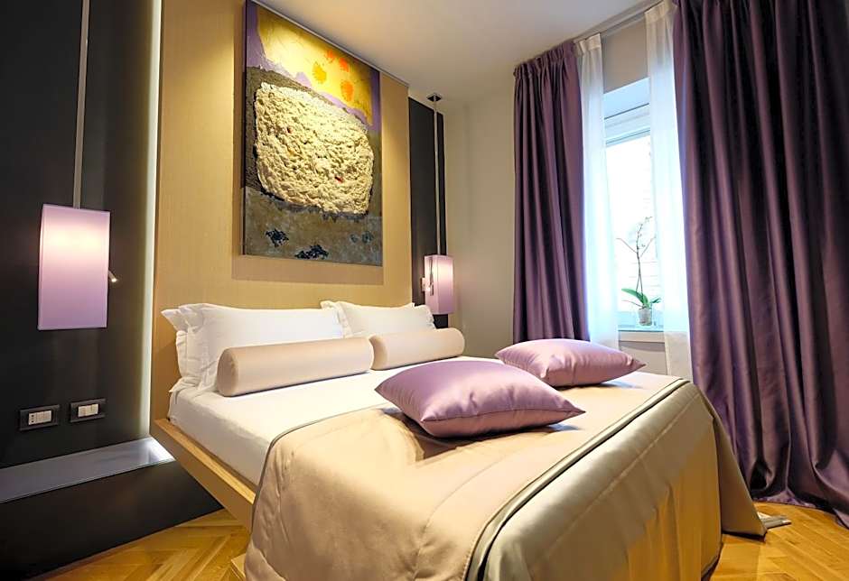 Navona Rooms