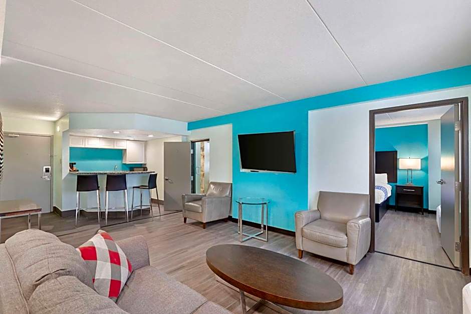 Clarion Inn Des Moines Airport