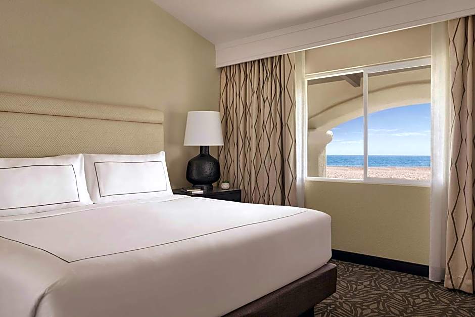 Zachari Dunes on Mandalay Beach, Curio Collection by Hilton