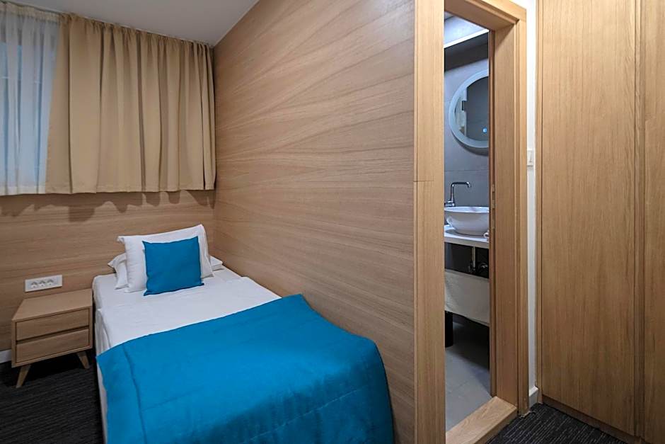 Hotel Sana