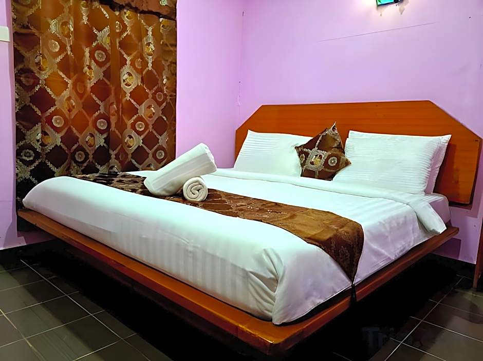 Hotel O Awan Biru Motel