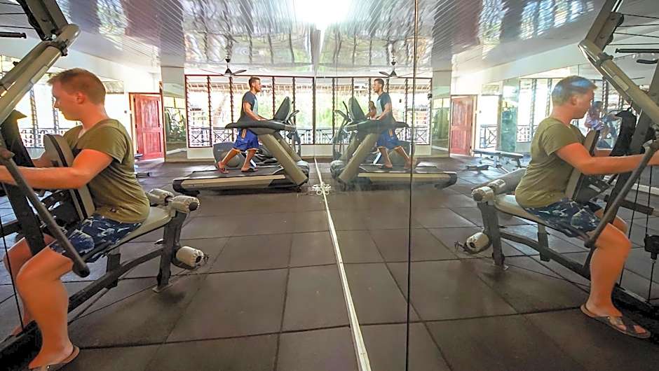 Papillon Lagoon Reef Hotel