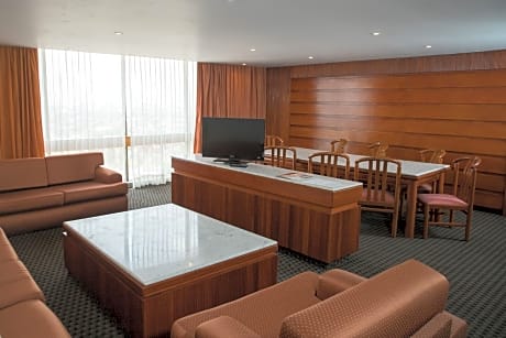 Superior Suite, 2 Queen Beds, City View, Tower
