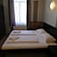 Angel Hotel