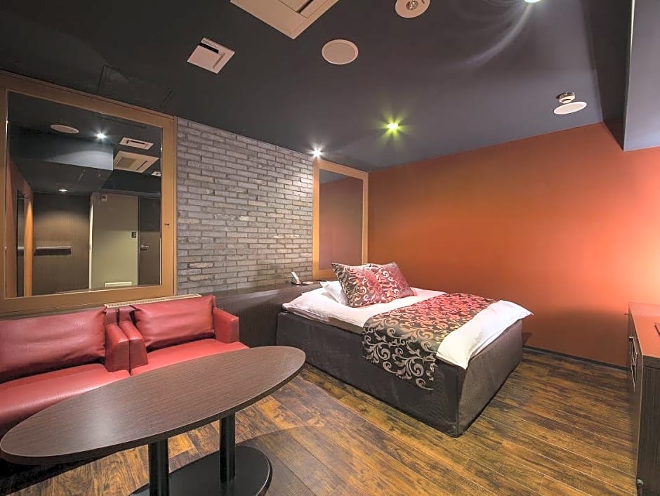 Hotel Beni West