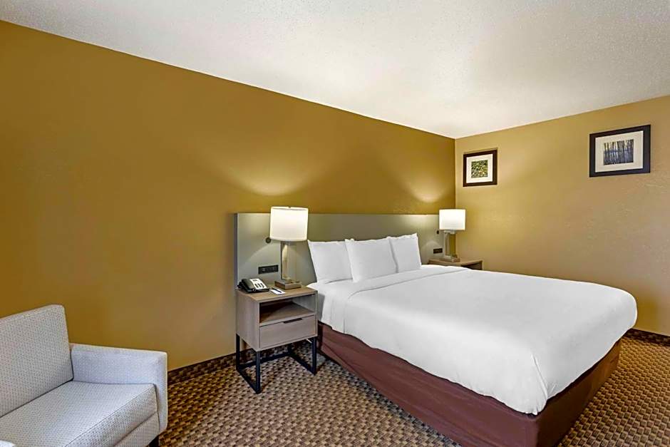 Comfort Inn & Suites Carneys Point