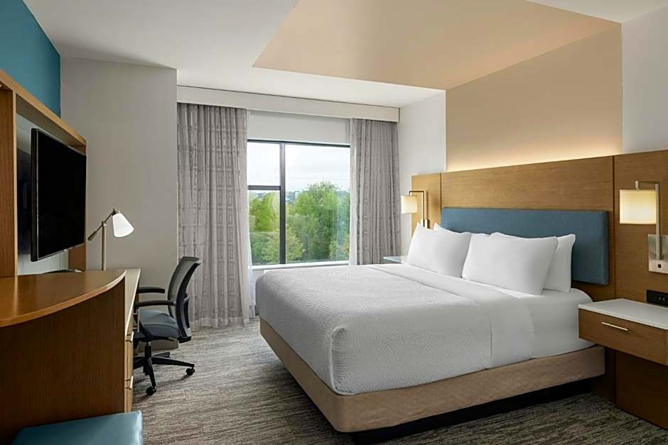 EVEN Hotel Shenandoah - The Woodlands by IHG