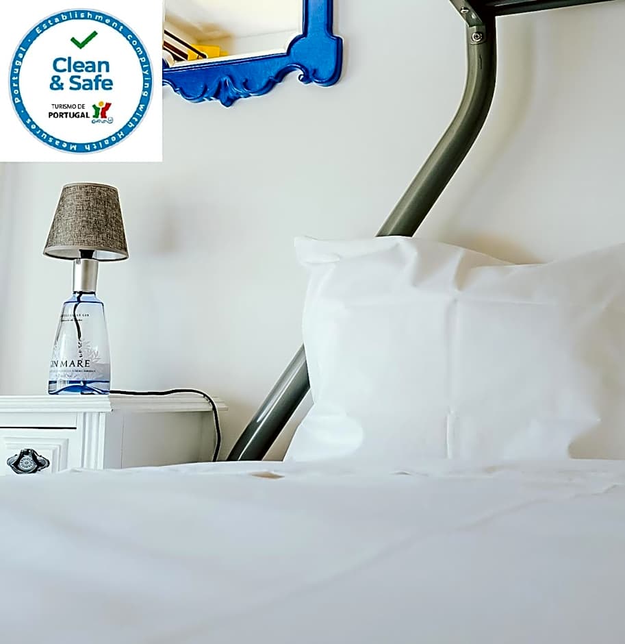 Help Yourself Hostels - Restelo