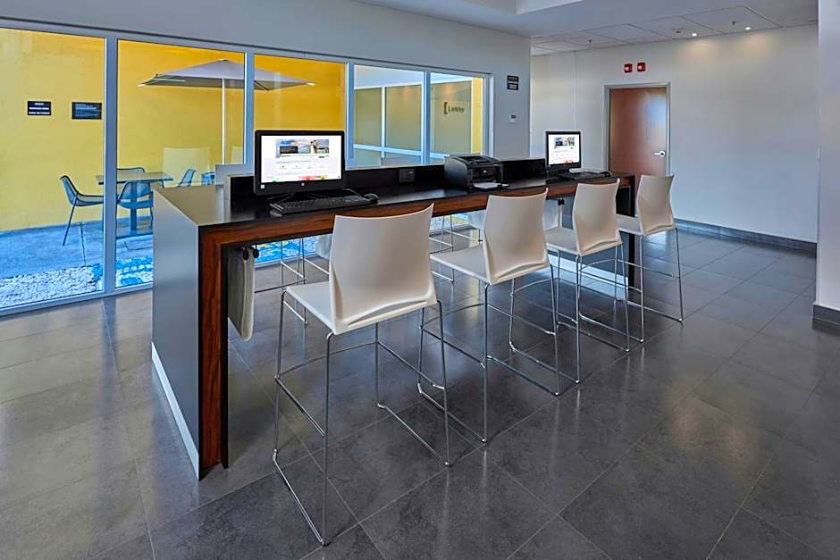 City Express by Marriott Ciudad de México Plaza Central