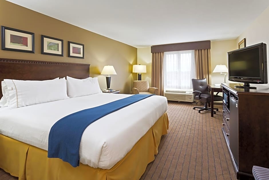 Holiday Inn Express Hotel & Suites Moultrie