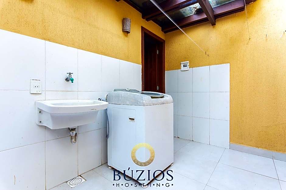 200 Metros da praia, Casa ampla com 4 suítes! BZ55