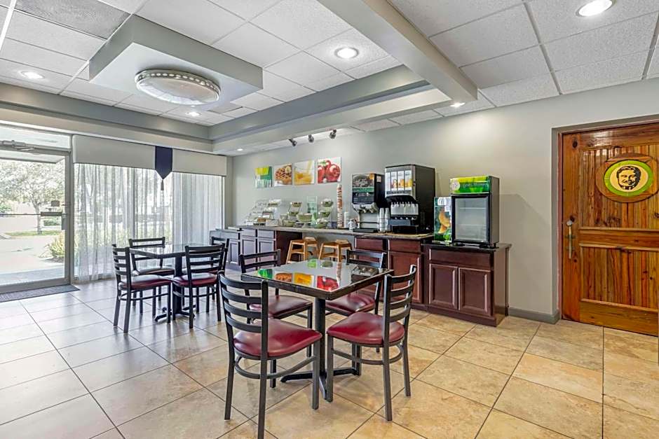 Quality Inn Downtown Stuart