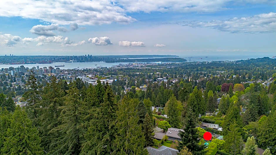 Cypress: Private Bedroom/Bathroom/Office, with Shared Pool, Hot tub