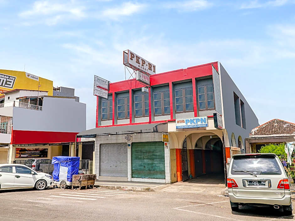 OYO 90912 Wisma Pkpn 1