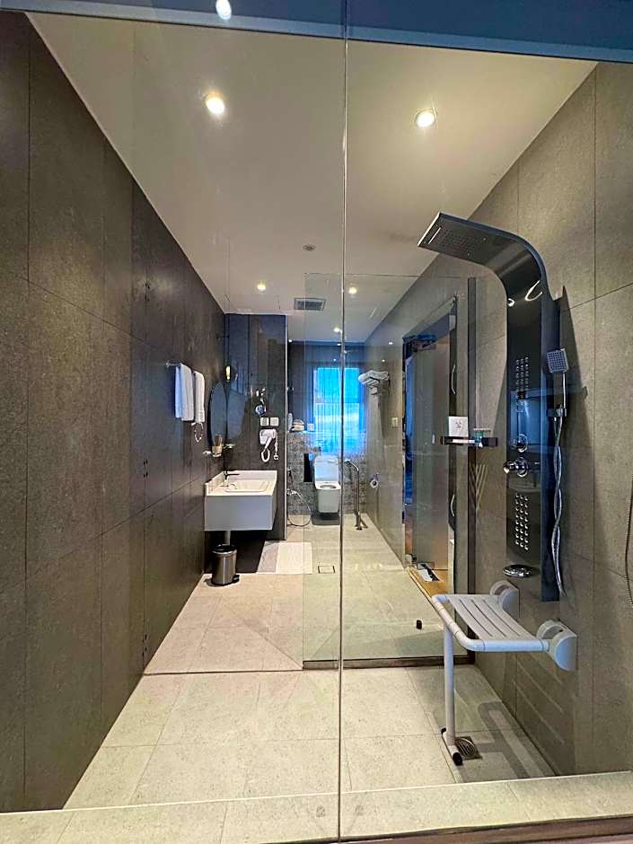 Best Western Plus Danat Almansak Hotel