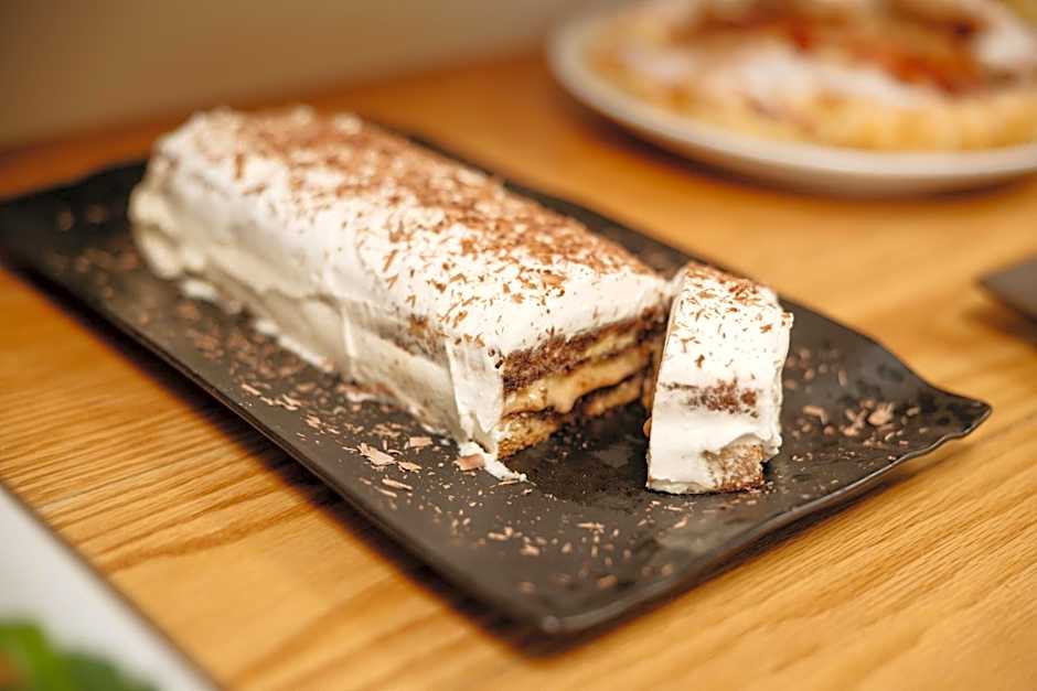 Kouros Art Hotel (Adults Only)