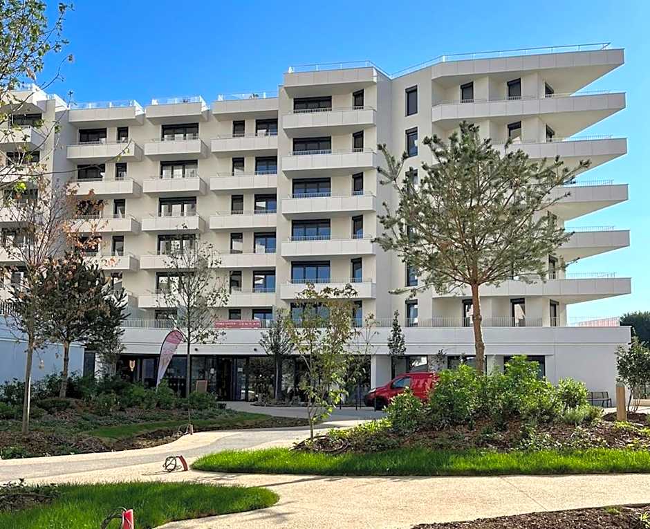 RESIDENCE SERVICES MONTANA Paris Clichy
