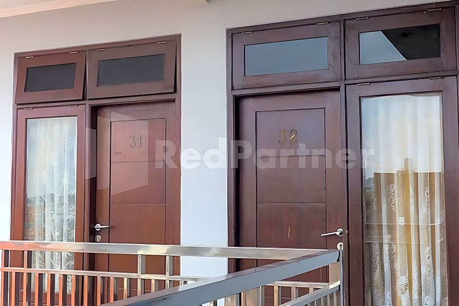 Grha Rahadi 2 Wiyung RedPartner