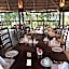 Azambezi River Lodge