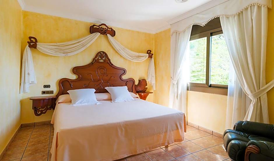 Hotel Restaurant Cal Petit