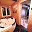 A l'Orée des pins - Gite et spa de 30 m2- Options Home Cinéma, Romantique