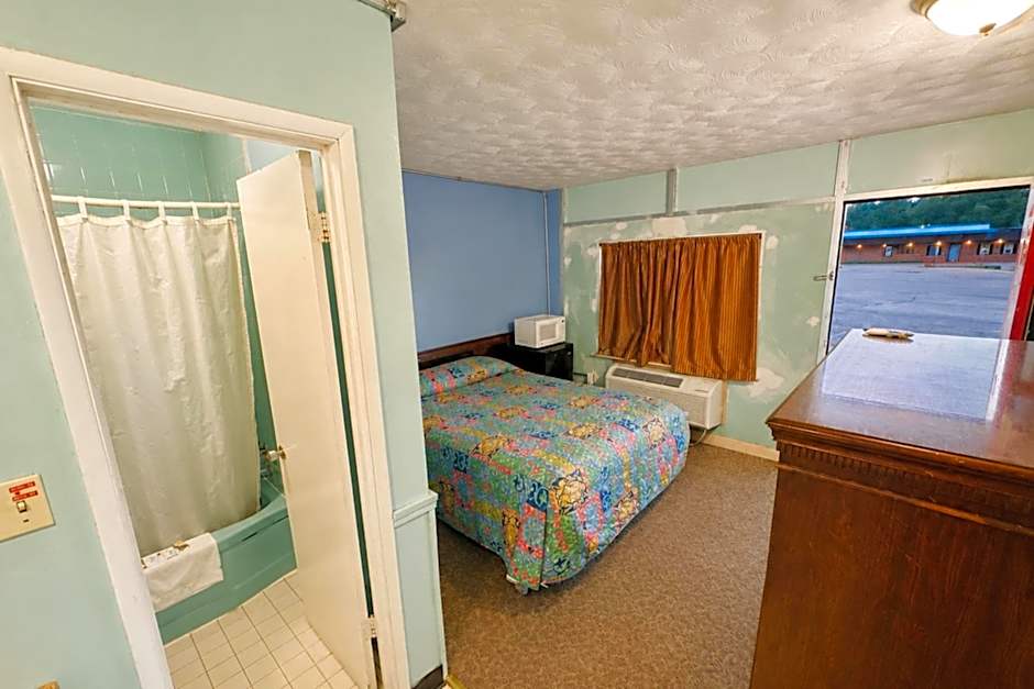 Gray Plaza Motel Benton Rend Lake I-57