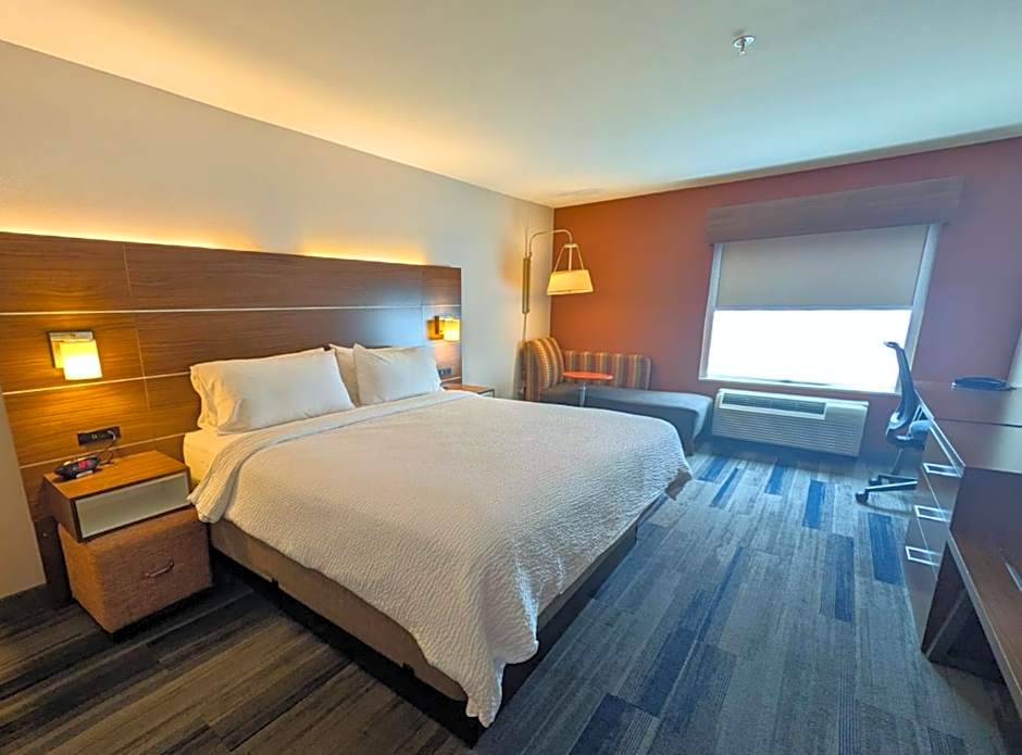 Holiday Inn Express & Suites New Braunfels By IHG