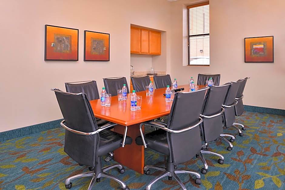 Candlewood Suites Terre Haute By IHG