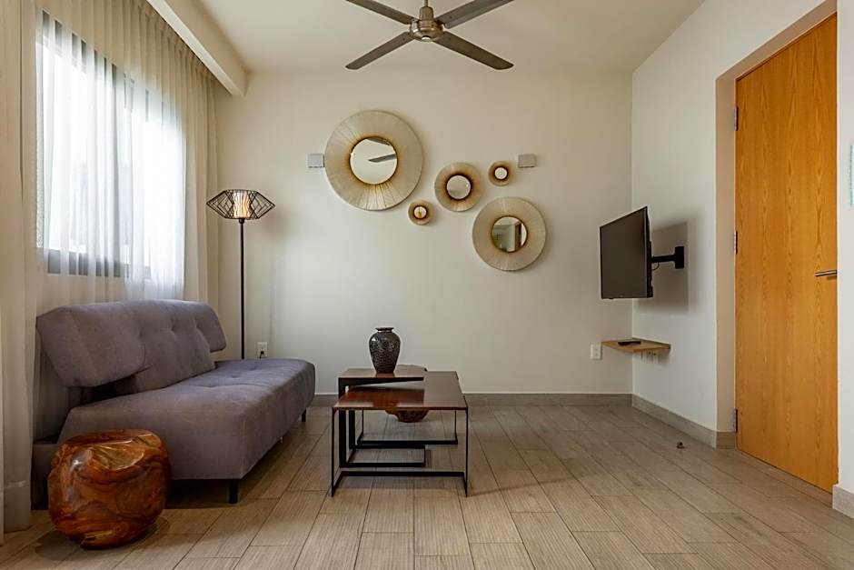 Opal Suites Apartments
