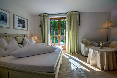 Comfort Double Room with Shower