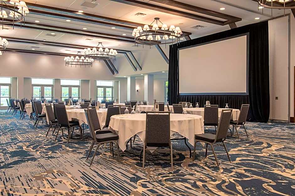 Hotel Canandaigua, Tapestry Collection by Hilton