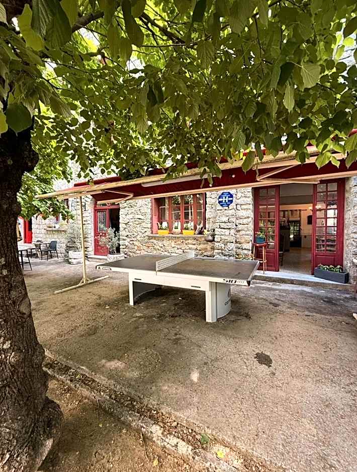 Hôtel - Pub Le Petit Bosquet