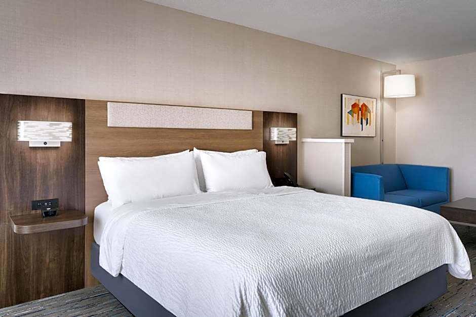 Holiday Inn Express Hotel & Suites Cheyenne By IHG