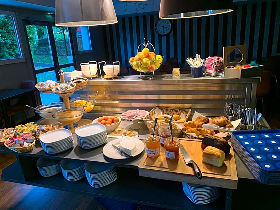 Brit Hotel Baillet-en-France
