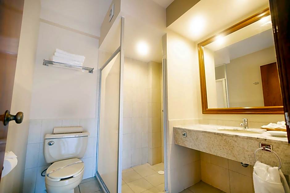 Plaza Uruapan Hotel 