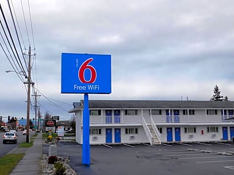 Motel 6-Burlington, WA