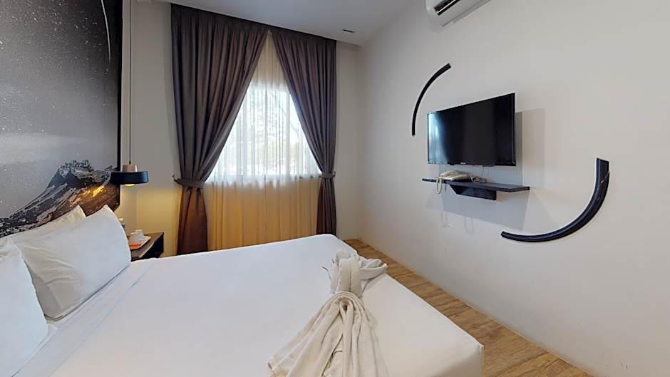 De Luna Hotel Sri Petaling