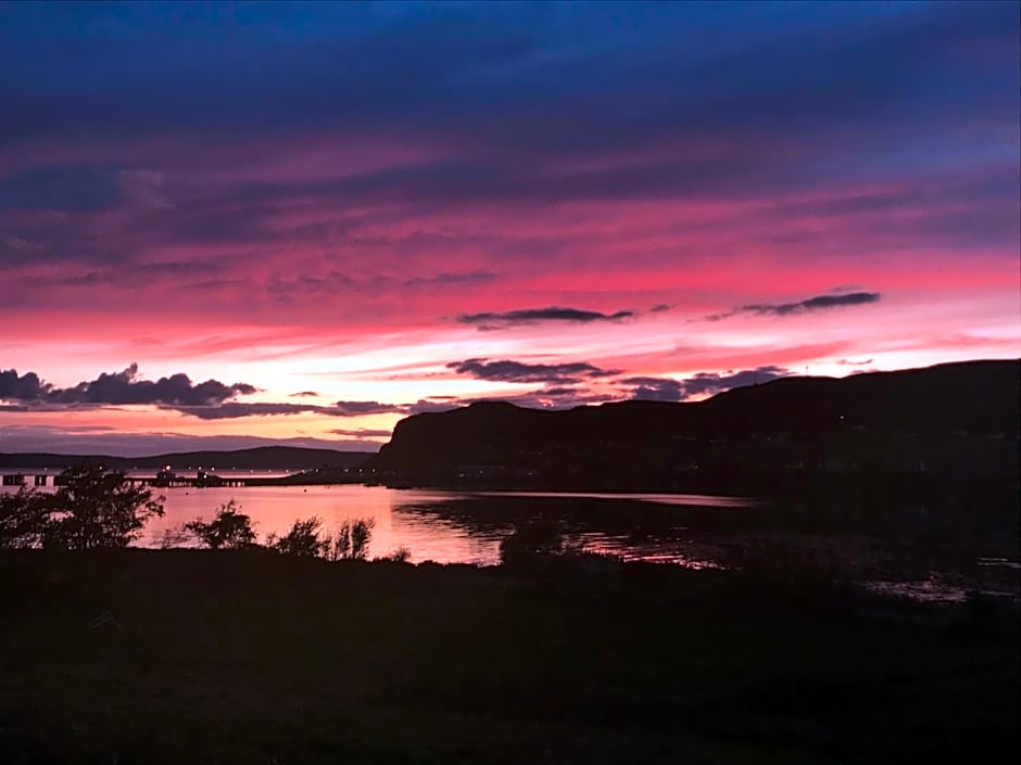 Stones Luxury B&B with hot tub and self-contained rooms