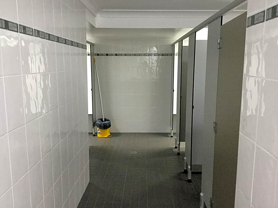 Riviera Caravan Park