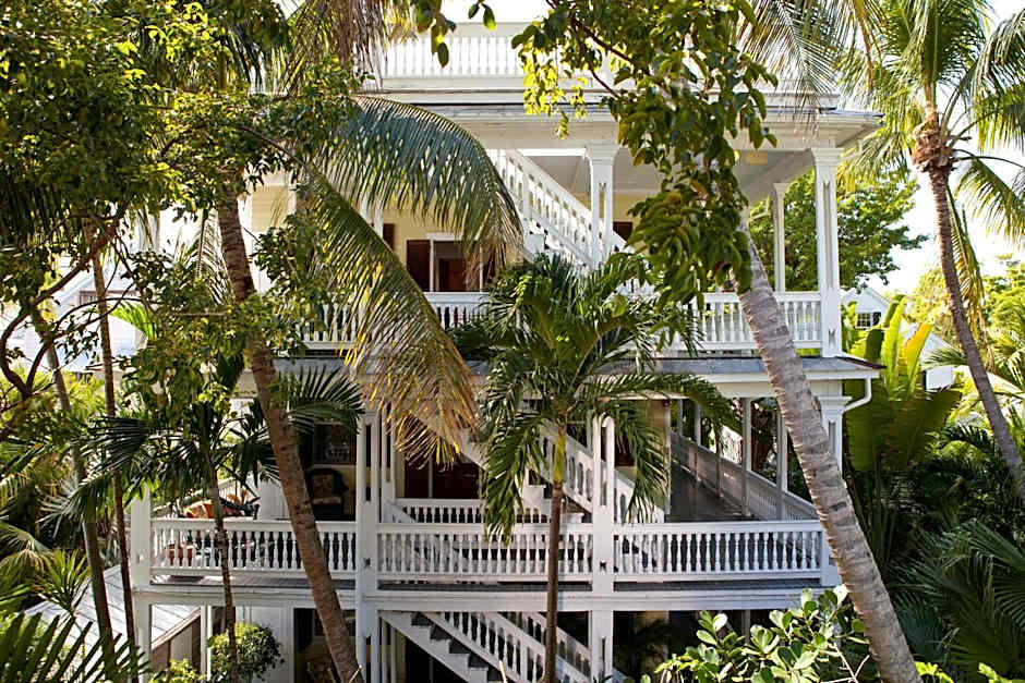 Island City House