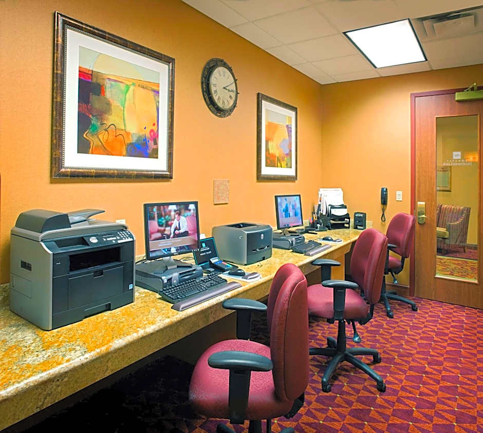 Embassy Suites by Hilton E Peoria Riverfront Conf Center