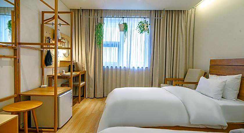 Heyy Chuncheon Hotel