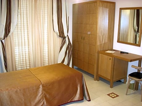 Double Room - Disability Access