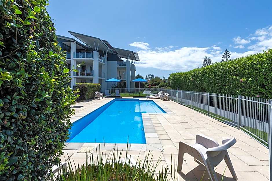 Pacific Marina Apartments
