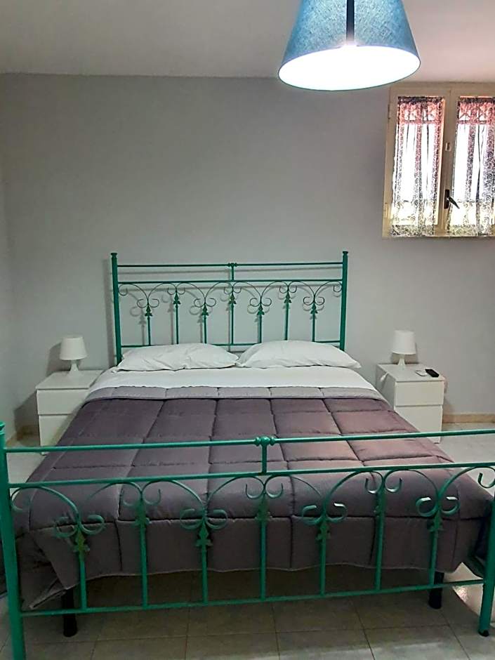 Zdjęcie 1 z 11 — Double Room with Private Bathroom